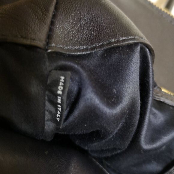 Miu Miu Authentic MATELASSÉ NAPPA LEATHER HANDBAG - Picture 10 of 16